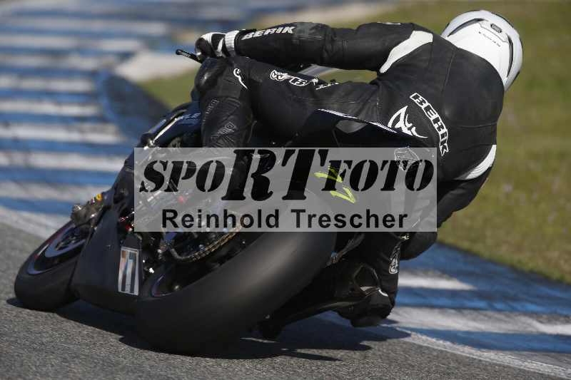 /Archiv-2024/02 29.01.-02.02.2024 Moto Center Thun Jerez/Gruppe schwarz-black/177